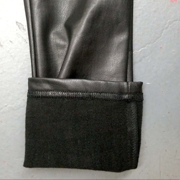 Fleece Lined Faux Leather Moto Leggings - Picture 7 of 7